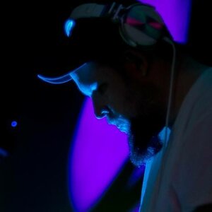 DJ TDiz